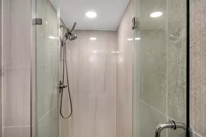 6061 Collins Ave #7A, Miami Beach, FL 33140 - Photo 34