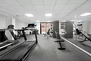 6061 Collins Ave, Miami Beach, FL 33140 - Photo 36