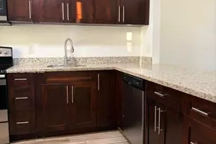 5510 N Lakewood Cir N, Margate, FL 33063 - Photo 8