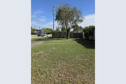 6710 SW 48th St, Miami, FL 33155 - Photo 2