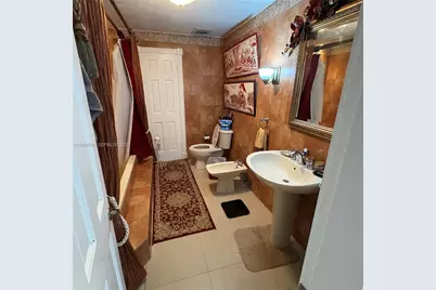 101 S Royal Poinciana Blvd, Miami Springs, FL 33166 - Photo 18