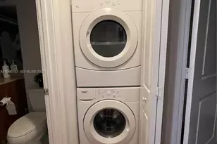 601 NE 23rd St, Miami, FL 33137 - Photo 14