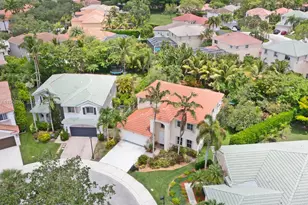 4209 Pinewood Ln, Weston, FL 33331 - Photo 6