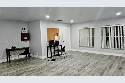 2953 NW 10th Ct, Fort Lauderdale, FL 33311 - Photo 4