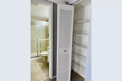 721 N Pine Island Rd #302, Plantation, FL 33324 - Photo 22