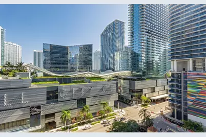 45 SW 9th St #1805, Miami, FL 33130 - Photo 20