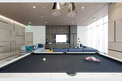 45 SW 9th St #1805, Miami, FL 33130 - Photo 20