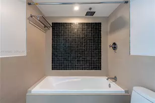 17315 Collins Ave, Sunny Isles Beach, FL 33160 - Photo 16