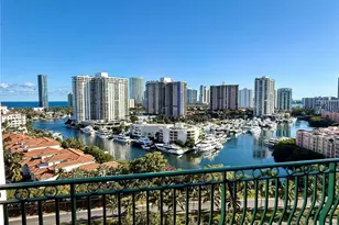 19900 E Country Club Dr, Aventura, FL 33180 - Photo 12