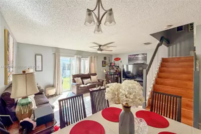 20816 NW 3rd Ln, Pembroke Pines, FL 33029 - Photo 10