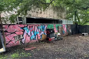 224 NW 57th St, Miami, FL 33127 - Photo 30