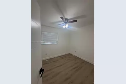 17821 NW 79th Pl, Hialeah, FL 33015 - Photo 4