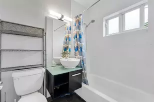 320 85th St, Miami Beach, FL 33141 - Photo 8