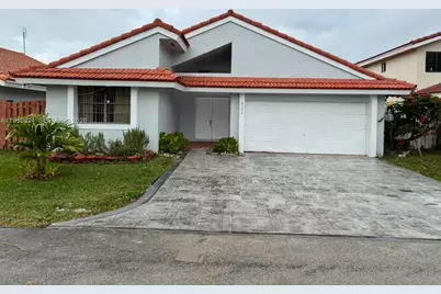 8273 NW 188th Ter, Hialeah, FL 33015 - Photo 1