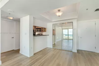 650 West Ave #2406, Miami Beach, FL 33139 - Photo 10