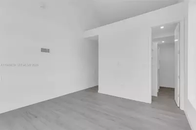 3204 Plaza St, Miami, FL 33133 - Photo 20