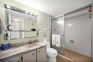 1101 Colony Point Cir, Pembroke Pines, FL 33026 - Photo 22