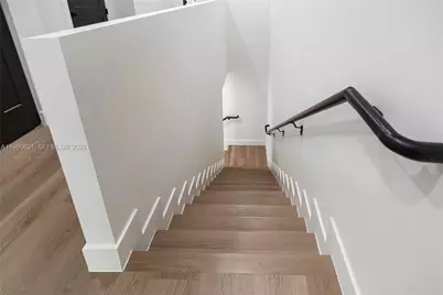 281-283 NW 52nd St, Miami, FL 33127 - Photo 40