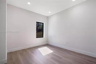 281-283 NW 52nd St, Miami, FL 33127 - Photo 24