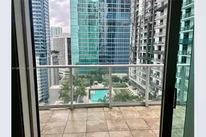 300 S Biscayne Blvd #1601, Miami, FL 33131 - Photo 4