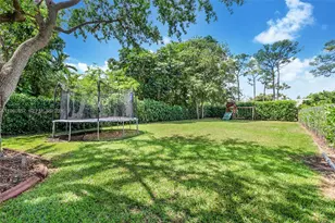 5621 SW 68th Ct, Miami, FL 33143 - Photo 18