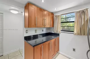 10835 SW 112th Ave, Miami, FL 33176 - Photo 10
