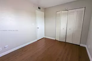 8540 N Sherman Cir, Miramar, FL 33025 - Photo 14
