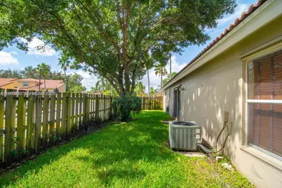 1217 NW 125th Ter, Sunrise, FL 33323 - Photo 28