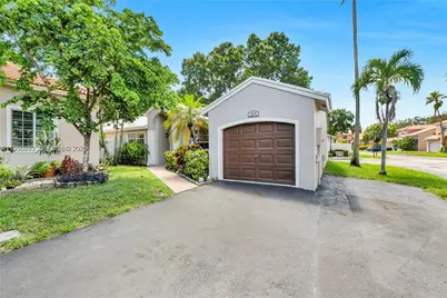 1217 NW 125th Ter, Sunrise, FL 33323 - Photo 30