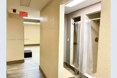 20301 W Country Club Dr #1425, Aventura, FL 33180 - Photo 38