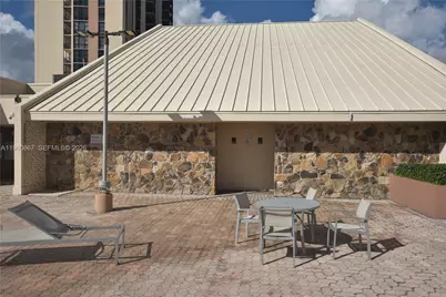 20301 W Country Club Dr #1425, Aventura, FL 33180 - Photo 22