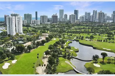 20301 W Country Club Dr #1425, Aventura, FL 33180 - Photo 16
