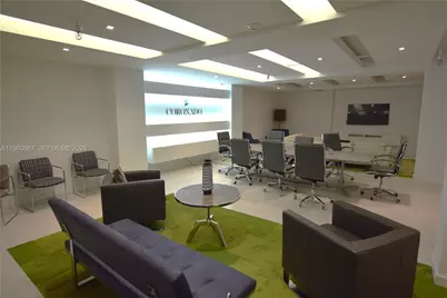 20301 W Country Club Dr #1425, Aventura, FL 33180 - Photo 8