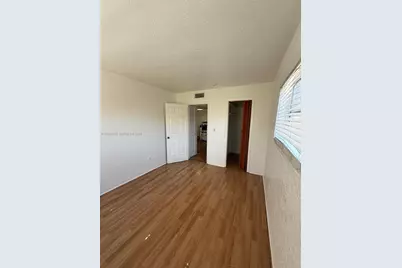 16851 NE 18th Ave #302, North Miami Beach, FL 33162 - Photo 6