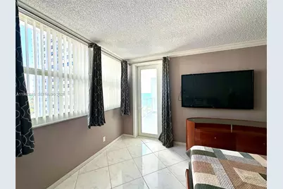 1904 S Ocean Dr #701, Hallandale Beach, FL 33009 - Photo 4