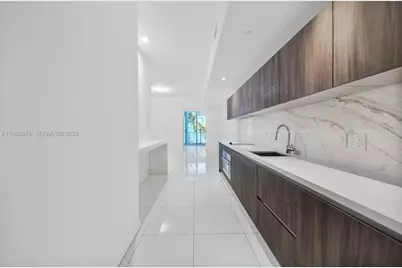 851 NE 1st Ave #204, Miami, FL 33132 - Photo 18