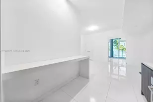 851 NE 1st Ave, Miami, FL 33132 - Photo 16