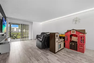 23380 Carolwood Ln #205, Boca Raton, FL 33428 - Photo 20
