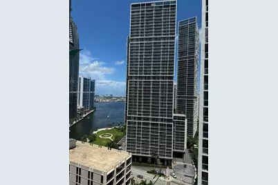 55 SE 6th St #2307, Miami, FL 33131 - Photo 2