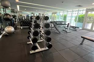 55 SE 6th St, Miami, FL 33131 - Photo 16