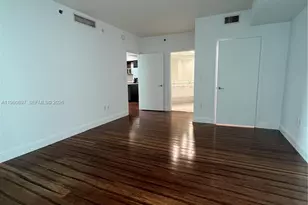 55 SE 6th St, Miami, FL 33131 - Photo 10