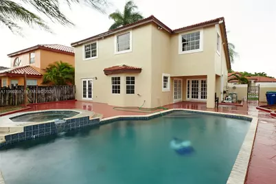 20030 NW 83rd Ct, Hialeah, FL 33015 - Photo 24