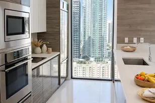 460 NE 28th St, Miami, FL 33137 - Photo 6