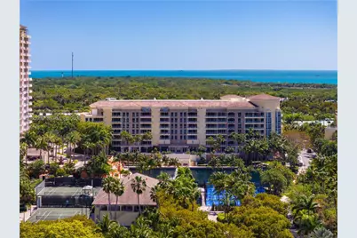 765 Crandon Blvd #306, Key Biscayne, FL 33149 - Photo 2
