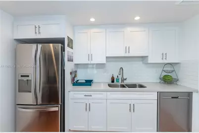 2451 Brickell Ave #10K, Miami, FL 33129 - Photo 10