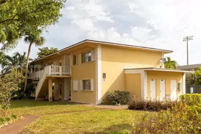 550 SE 2nd Ave #G25, Deerfield Beach, FL 33441 - Photo 2