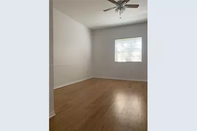 5610 NW 114th Pl #205, Doral, FL 33178 - Photo 10