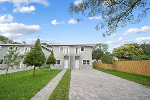 529 NW 56th St, Miami, FL 33127 - Photo 8