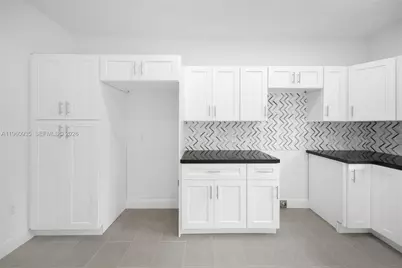 529 NW 56th St, Miami, FL 33127 - Photo 12