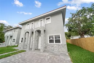 529 NW 56th St, Miami, FL 33127 - Photo 8